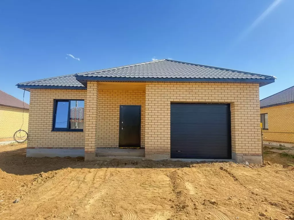 Дом в Оренбургская область, Оренбургский район, с. Ивановка ул. ... - Фото 1