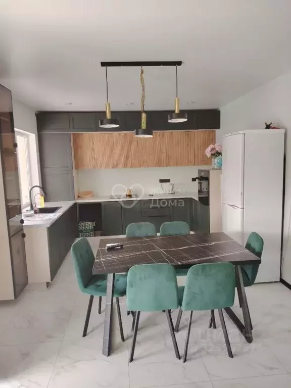 Таунхаус в Волгоградская область, Среднеахтубинский район, Фрунзенское ... - Фото 1