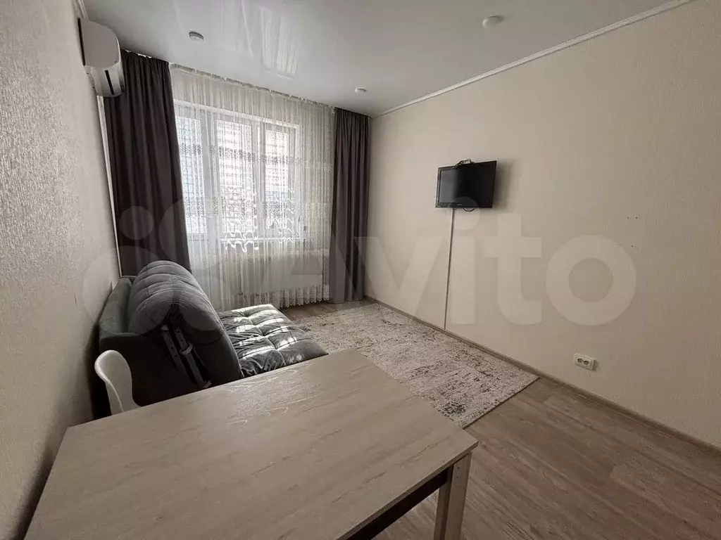 Квартира-студия, 32 м, 4/17 эт. - Фото 1