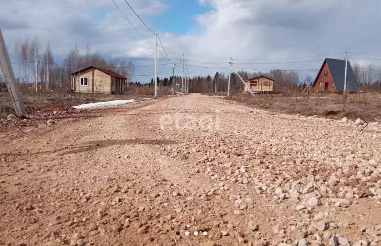 Участок в Пермский край, Добрянский городской округ, д. Бобки ул. ... - Фото 0