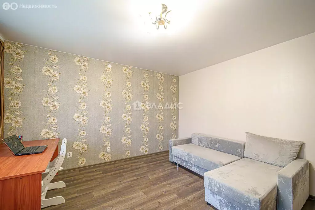 3-комнатная квартира: Пермь, Уральская улица, 55 (65 м) - Фото 0