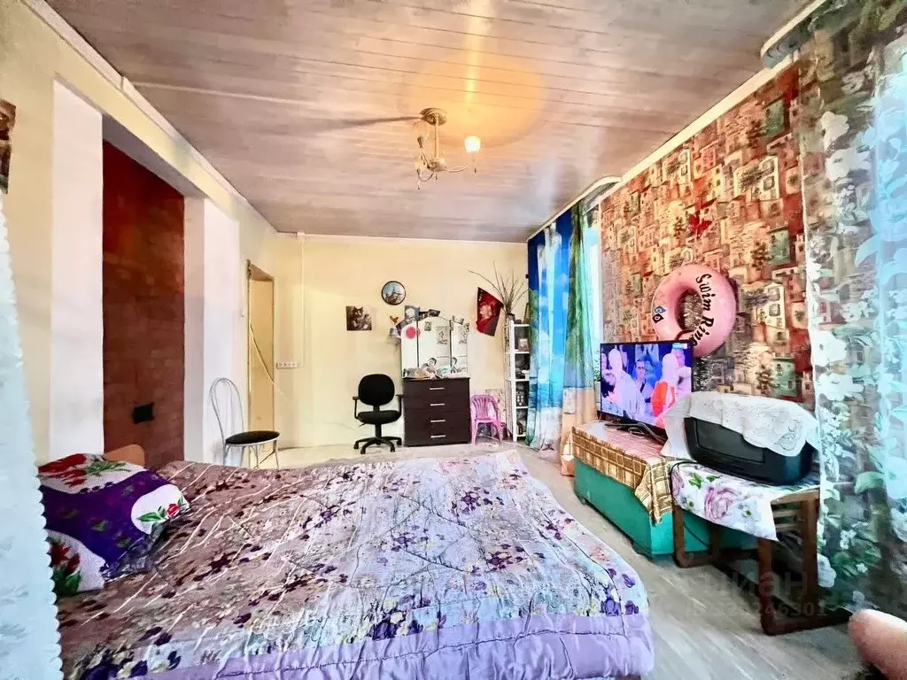 Дом в Красноярский край, Красноярск городской округ, пос. Снежница  ... - Фото 2