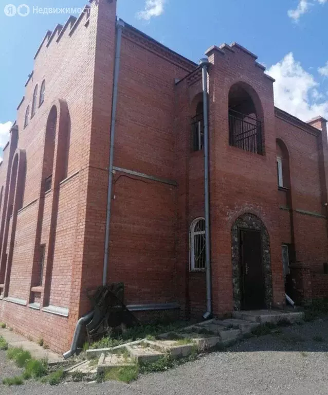 Дом в Красноярск, 4-я Таймырская улица, 2Г (220 м) - Фото 1