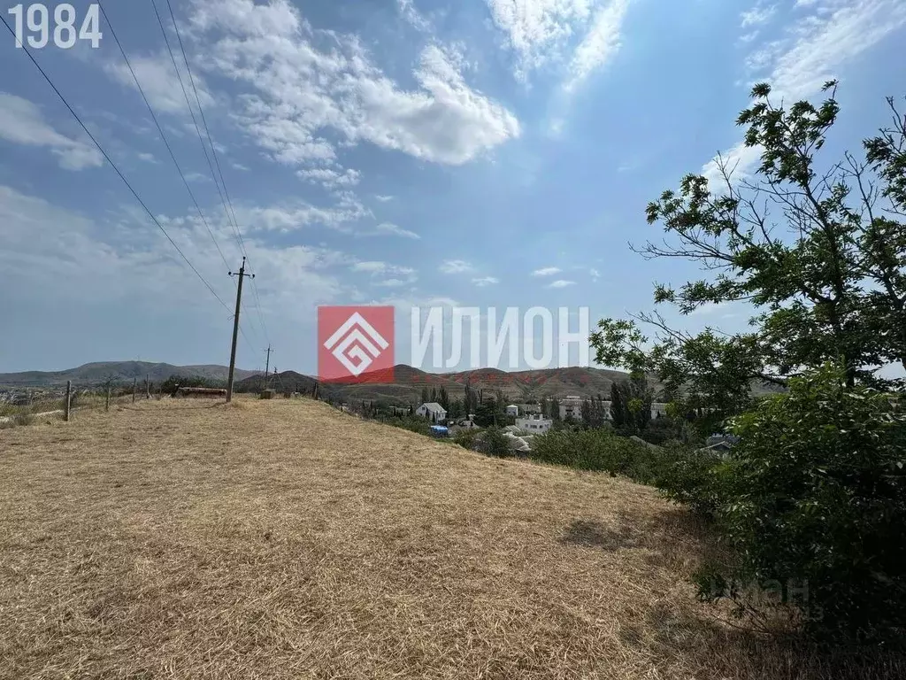 Участок в Крым, Судак муниципальный округ, с. Солнечная Долина ул. ... - Фото 2