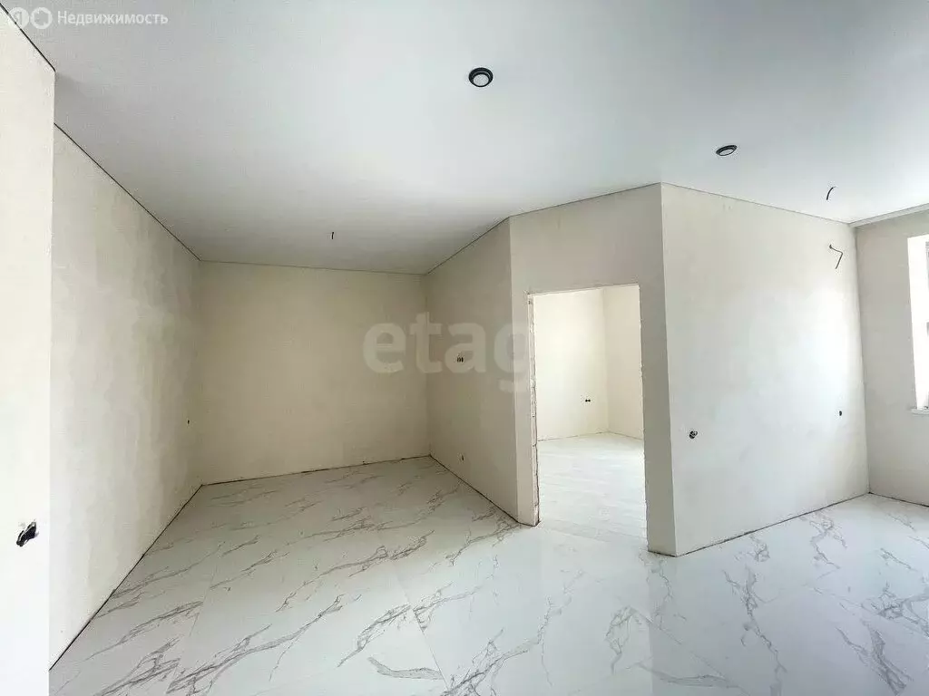 2-комнатная квартира: Владикавказ, улица Зураба Магкаева, 83к4 (52 м) - Фото 1