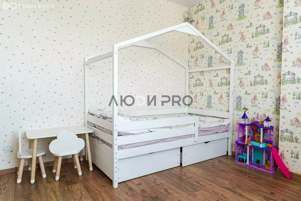 3-комнатная квартира: Ижевск, 8-я Подлесная улица, 48А (81.6 м) - Фото 2