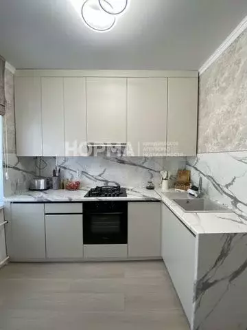 3-к. квартира, 81,9 м, 2/3 эт. - Фото 0