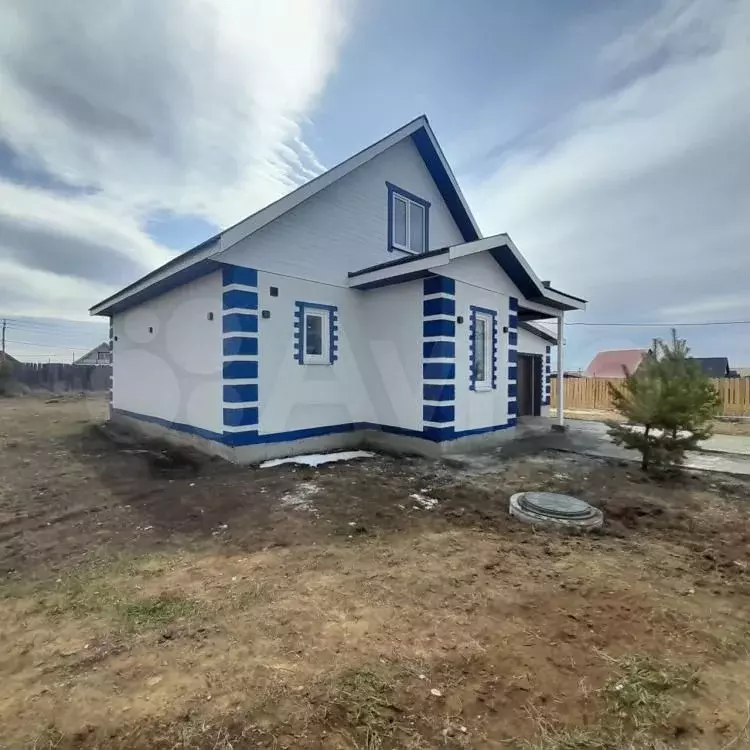Дом 100 м на участке 10 сот. - Фото 1