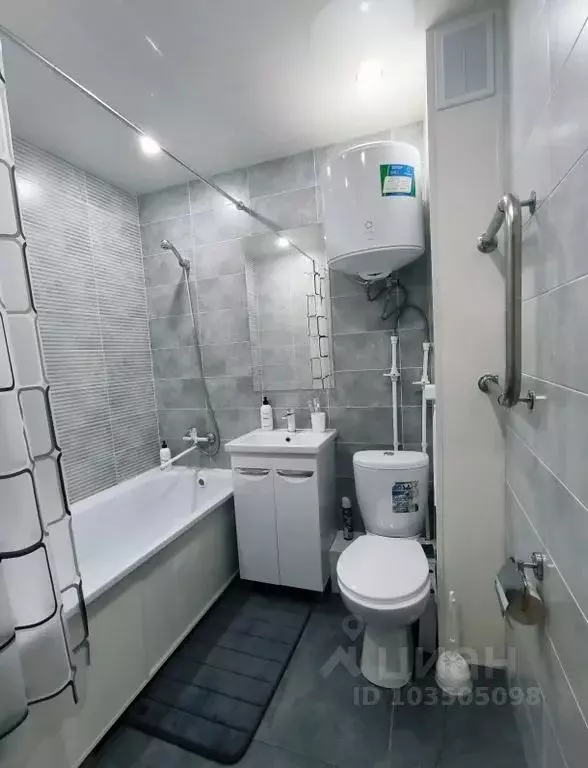 1-к кв. Татарстан, Нижнекамск ул. 30 лет Победы, 30 (40.0 м) - Фото 1