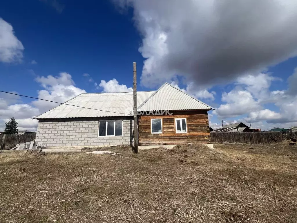 Дом в Иркутская область, Усольский район, с. Большая Елань Советский ... - Фото 2