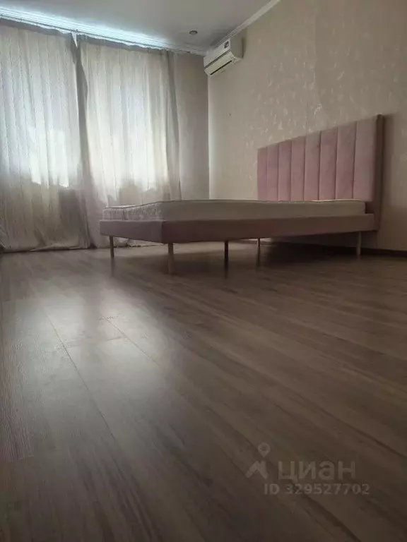 1-к кв. Краснодарский край, Краснодар Юбилейный мкр, ул. 70-летия ... - Фото 1