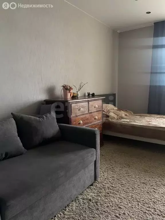 Квартира-студия: Тюмень, улица Тимофея Чаркова, 81к2 (28.7 м) - Фото 0
