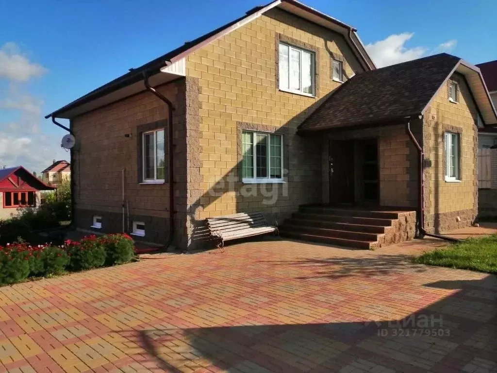 Дом в Белгородская область, Белгородский район, Беловское с/пос, с. ... - Фото 1