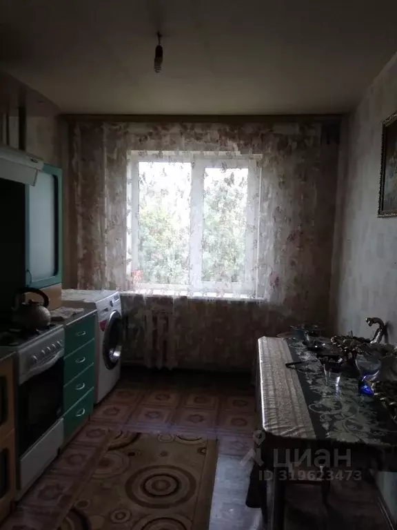 3-к кв. Брянская область, Дятьково 13-й мкр, 14 (67.4 м) - Фото 1
