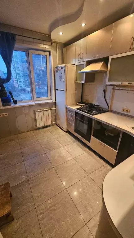 2-к. квартира, 52 м, 8/9 эт. - Фото 0