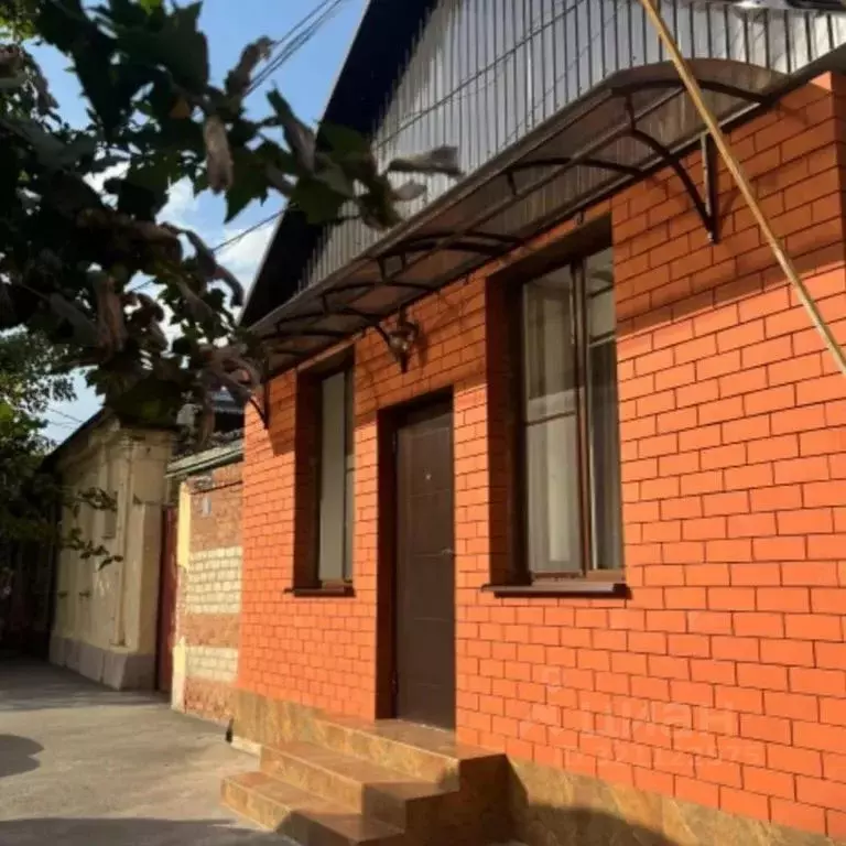 Дом в Северная Осетия, Владикавказ Ростовская ул., 66 (40 м) - Фото 1