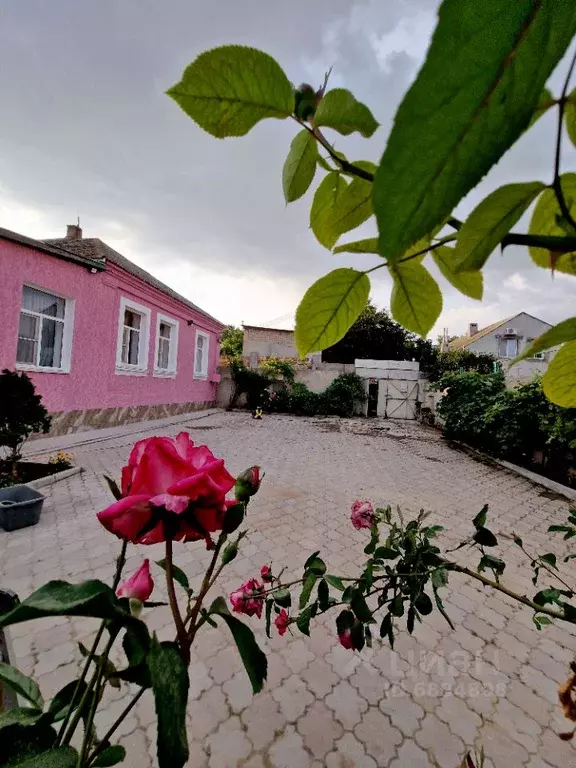 Дом в Крым, Евпатория ул. Имени Белогубца (158 м) - Фото 0