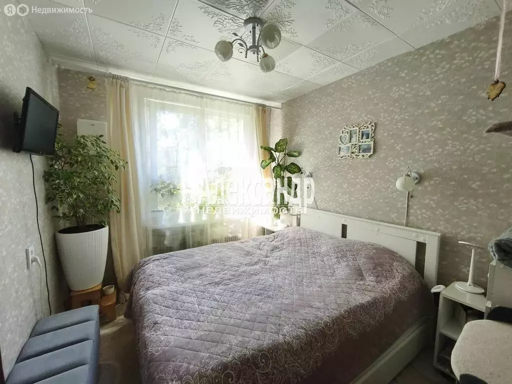 3-комнатная квартира: Санкт-Петербург, улица Лёни Голикова, 42 (41.9 ... - Фото 2