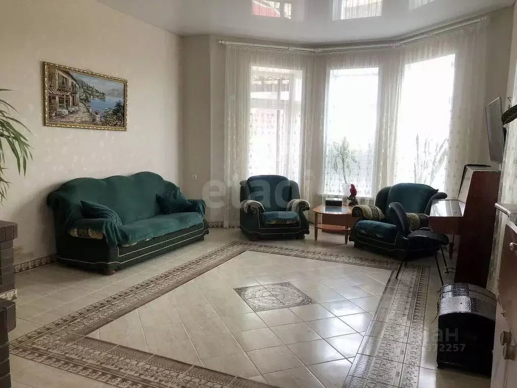 Дом в Воронежская область, Новоусманский район, Никольское с/пос, пос. ... - Фото 1