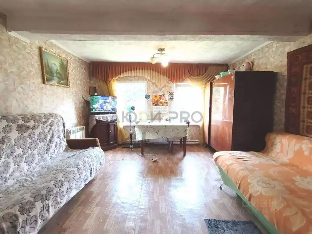 Дом в Алтайский край, Первомайский район, с. Бобровка Комсомольский ... - Фото 1