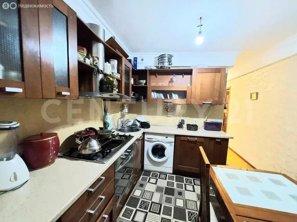 3-комнатная квартира: Махачкала, улица Абдулхакима Исмаилова, 21В (63 ... - Фото 0