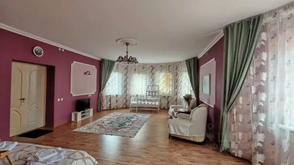 Комната Краснодарский край, Геленджик Тонкий Мыс мкр, ул. Ясная, 12А - Фото 0