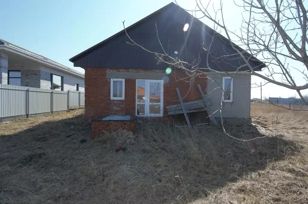 Дом в Краснодарский край, Тимашевский район, Медведовское с/пос, ... - Фото 1