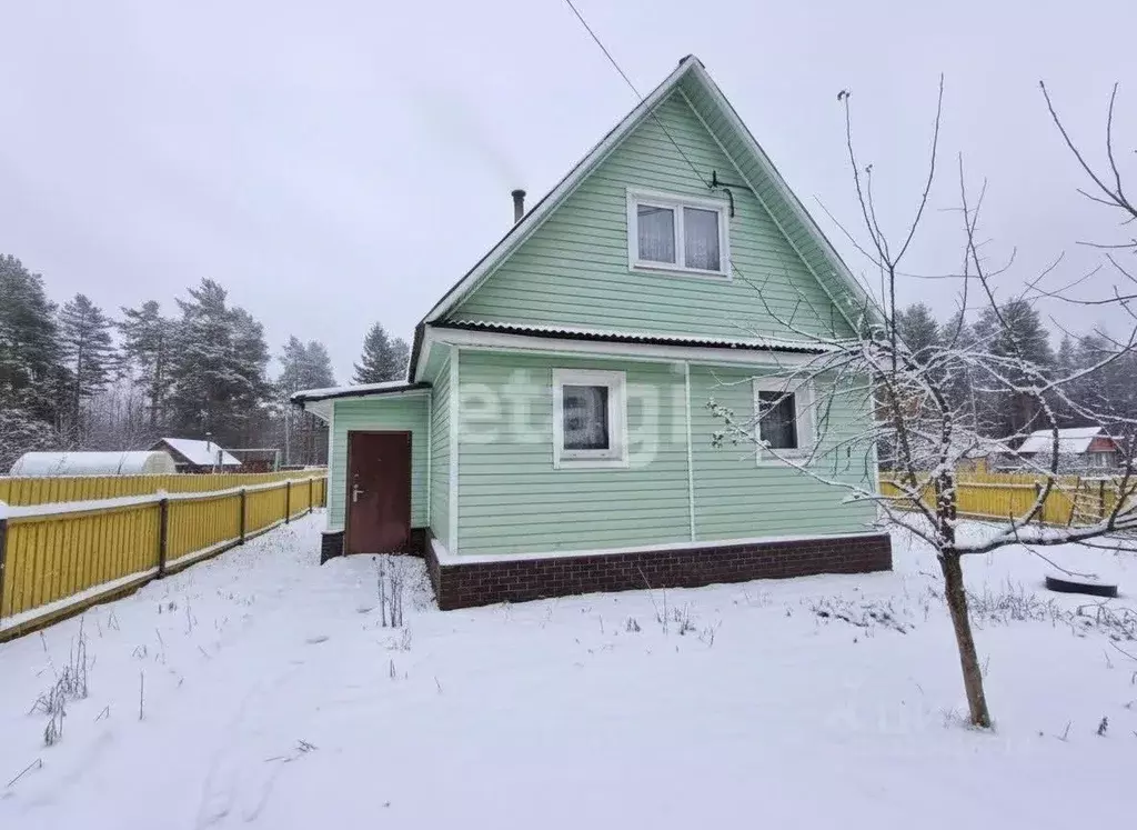 Дом в Ленинградская область, Киришский район, Будогощское городское ... - Фото 1