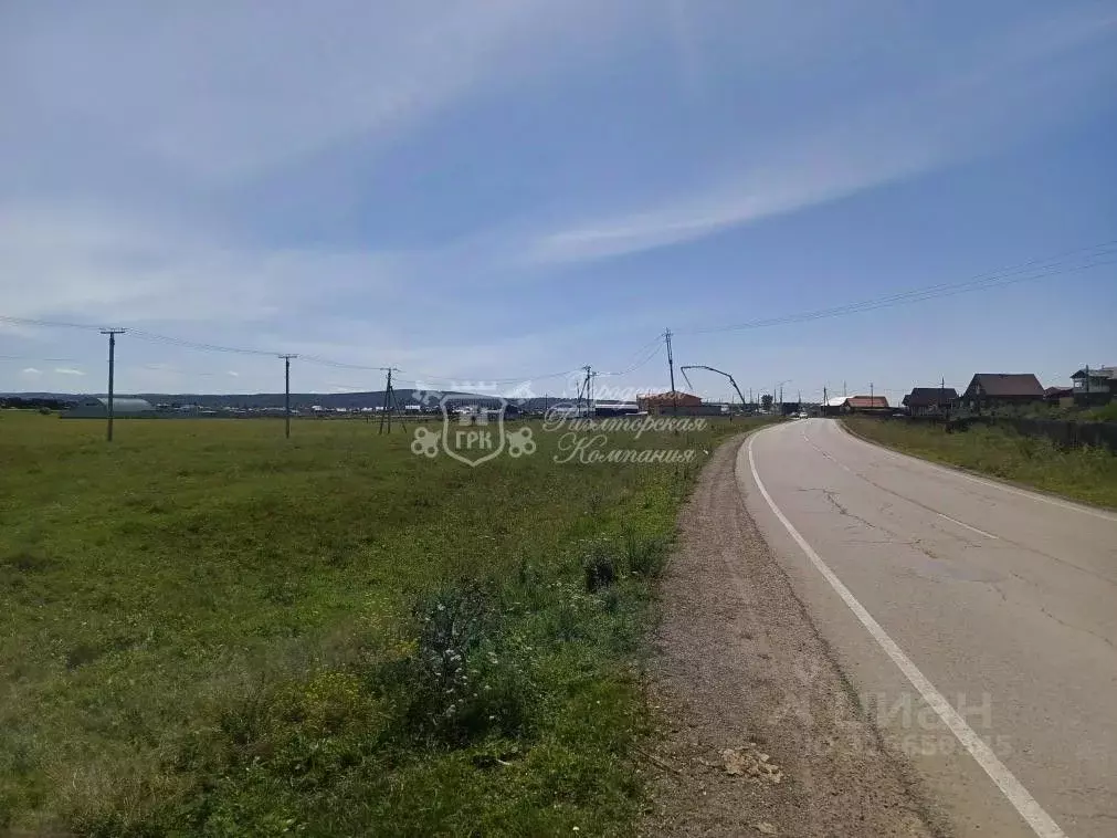 Участок в Иркутская область, Иркутский муниципальный округ, с. Урик ... - Фото 1