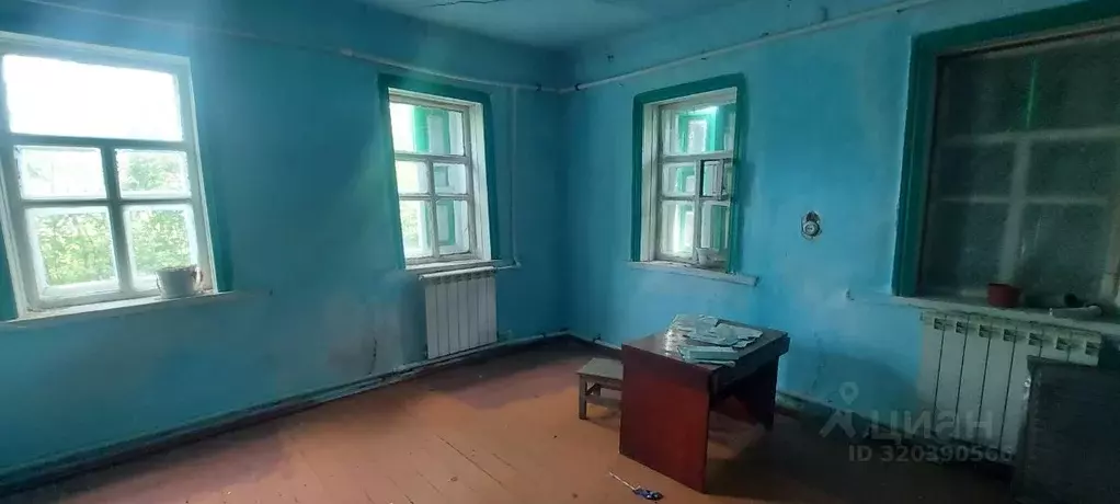 Дом в Краснодарский край, Лабинский район, Чамлыкская ст-ца ... - Фото 1