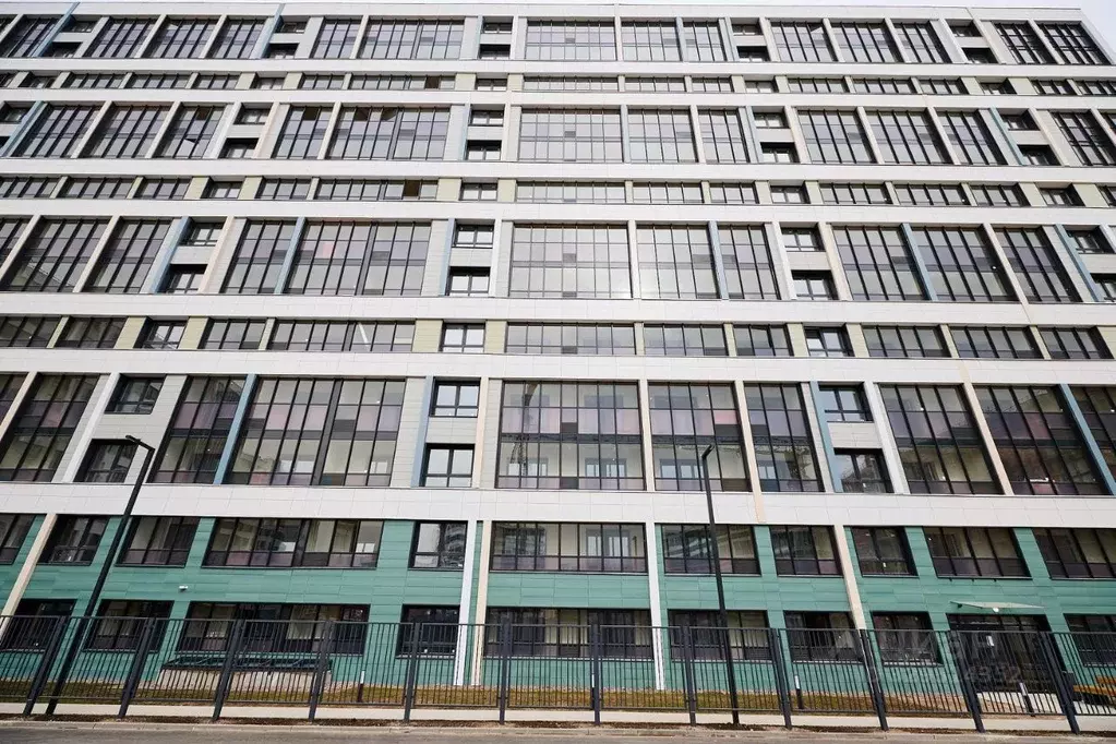 Гараж в Санкт-Петербург бул. Головнина, 6к1 (13 м) - Фото 2