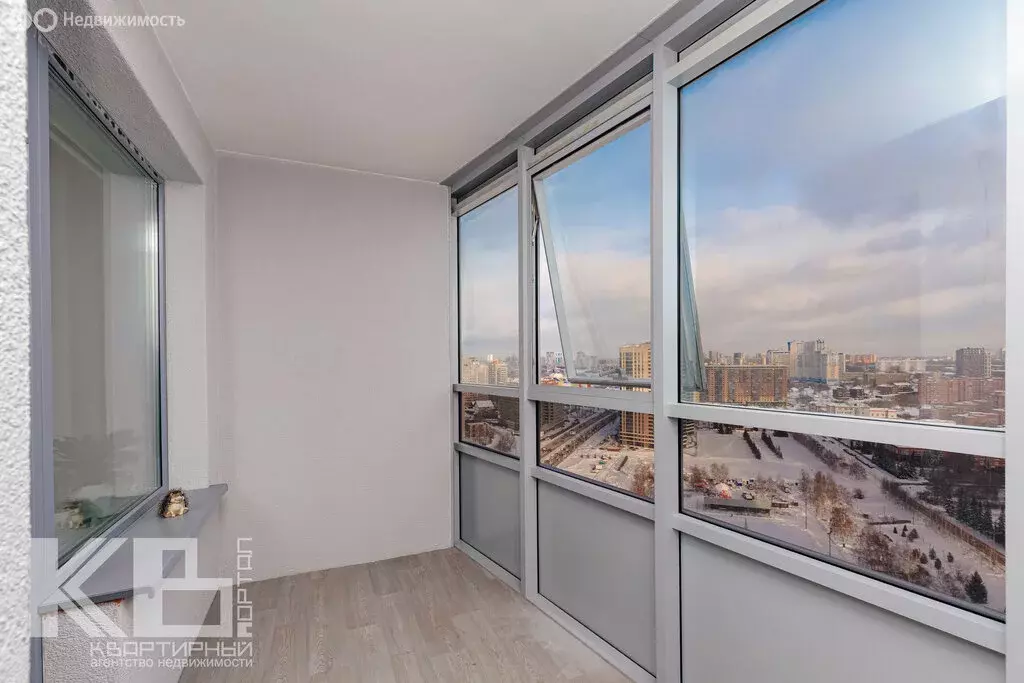 Квартира-студия: Новосибирск, улица Сибревкома, 9 (24.2 м) - Фото 1