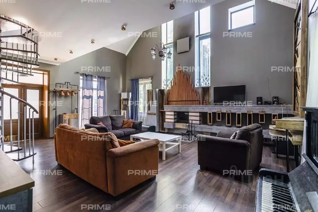 Коттедж в Москва Лесное озеро кп, 74 (500 м) - Фото 1