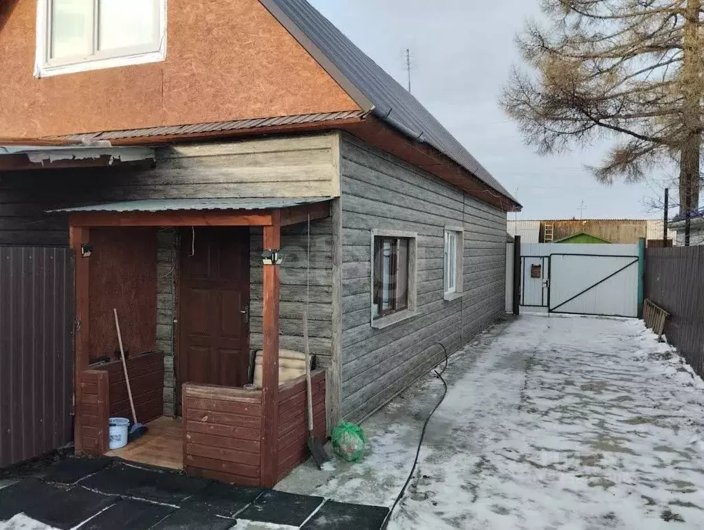 Дом в Тюменская область, Тюменский муниципальный округ, Винзили рп  ... - Фото 1