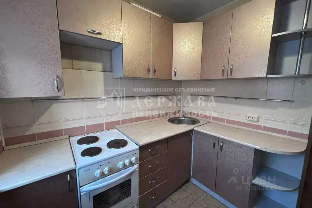 3-к кв. Кемеровская область, Кемерово просп. Ленина, 107Б (58.7 м) - Фото 1