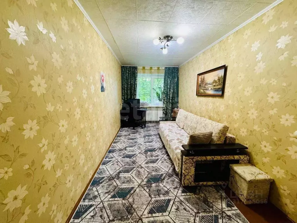 2-к кв. Курская область, Курск ул. Карла Маркса, 67к3 (44.6 м) - Фото 0