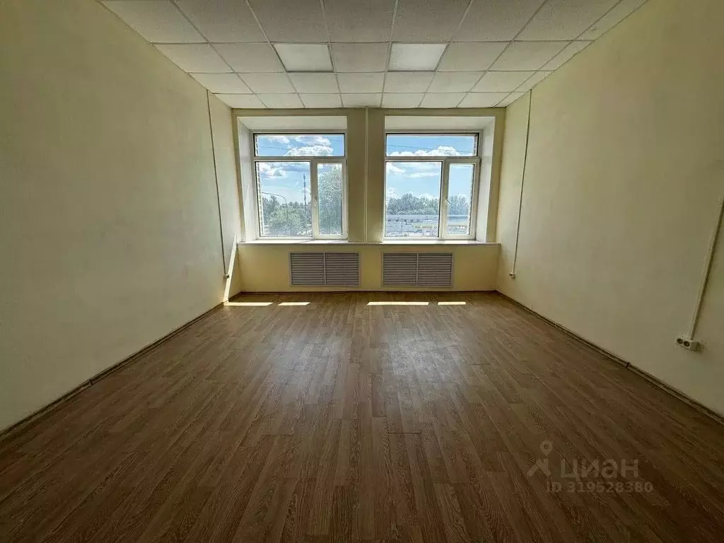 Офис в Ульяновская область, Ульяновск ул. Ефремова, 50 (20 м) - Фото 1