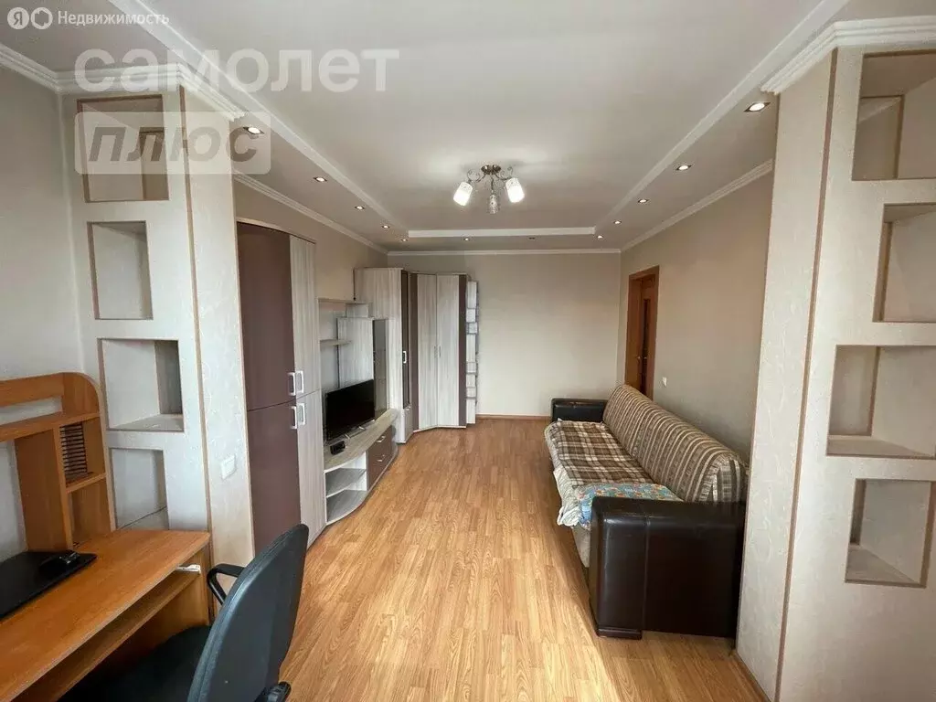 2-комнатная квартира: Омск, улица 10 лет Октября, 105 (53 м) - Фото 0