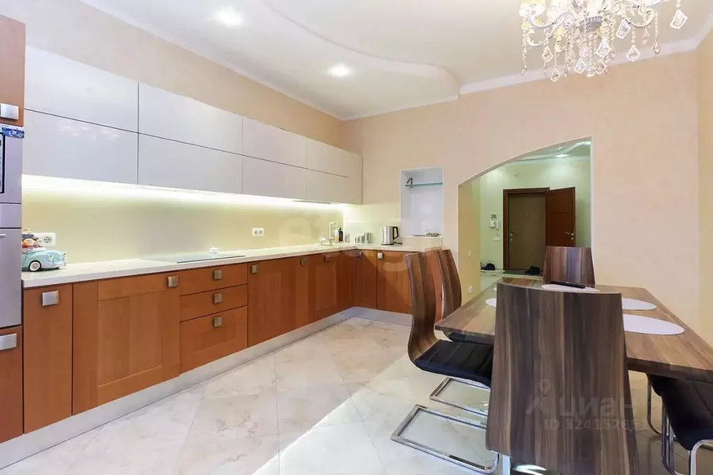 3-к кв. Тюменская область, Тюмень Советская ул., 55 (140.0 м) - Фото 1