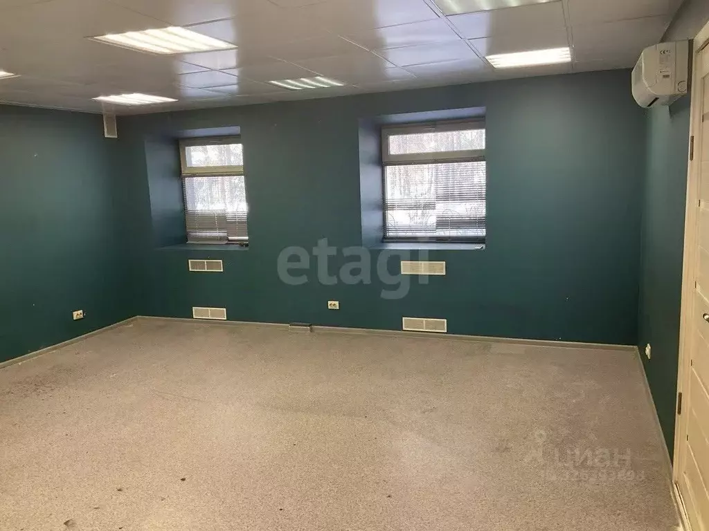 Помещение свободного назначения в Тюменская область, Тюмень ул. ... - Фото 1