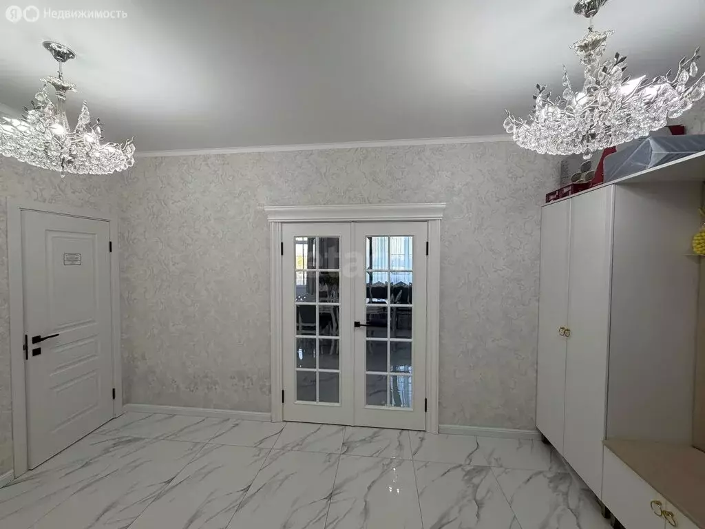 2-комнатная квартира: Магас, улица Алихана Калиматова, 3 (82 м) - Фото 2