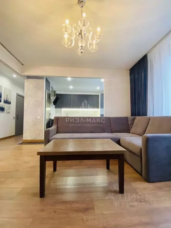 3-к кв. Брянская область, Брянск 2-й Советский пер., 7а (82.0 м) - Фото 0