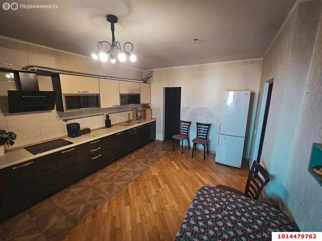 3-комнатная квартира: Краснодар, Минская улица, 122/6 (116 м) - Фото 1