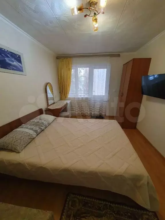 Комната 12 м в 2-к., 1/1 эт. - Фото 1