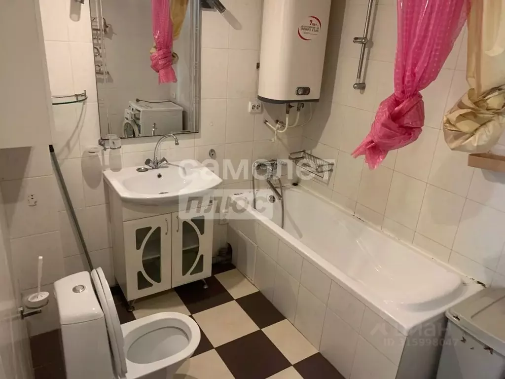 3-к кв. Сахалинская область, Южно-Сахалинск 32 (60.0 м) - Фото 1