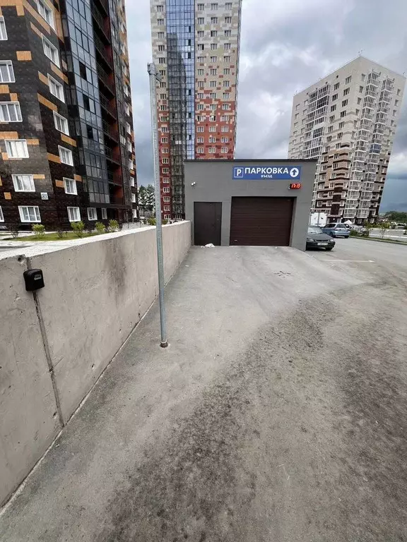 Гараж в Новосибирская область, Новосибирск ул. Коминтерна, 130 (14 м) - Фото 1