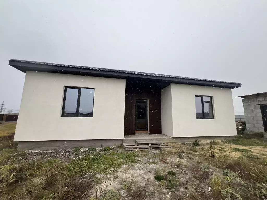 Коттедж в Челябинская область, Копейск ул. Менжинского, 77 (124 м) - Фото 1