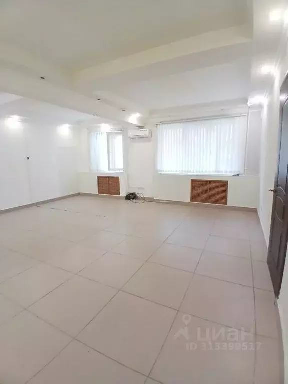 Помещение свободного назначения в Краснодарский край, Краснодар ... - Фото 1