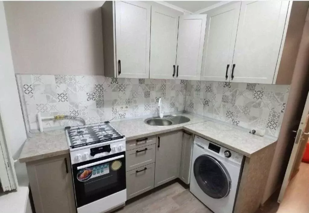 1-к. квартира, 30 м, 5/5 эт. - Фото 1