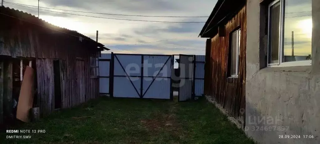 Дом в Тюменская область, Исетский муниципальный округ, с. Солобоево ... - Фото 1